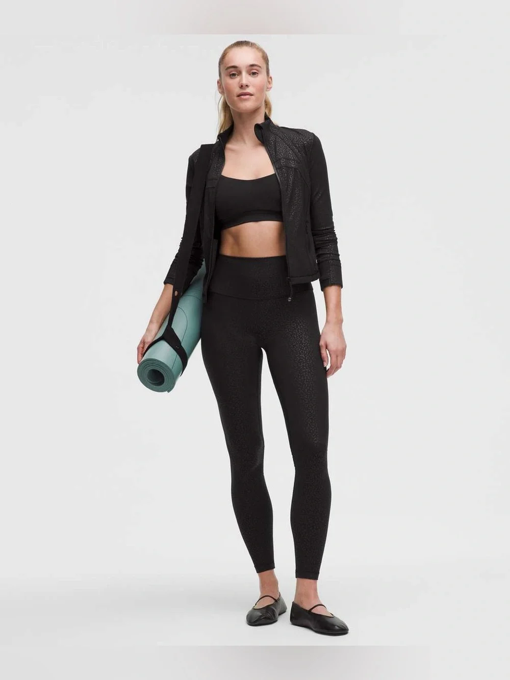 Lululemon Define Cropped Jacket *Nulu Leopard Daisy Emboss Black